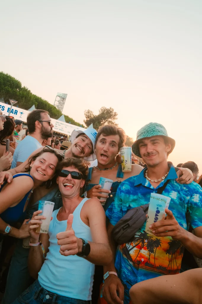 Festivaliers faisant la fête à la Kermesse 2026 à la Seyne sur Mer